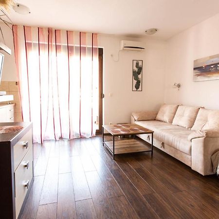 Apartment Lora Budva Zewnętrze zdjęcie